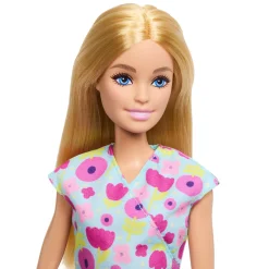 Barbie career baby dokter