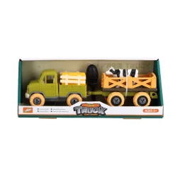 Farm tractor met aanhanger