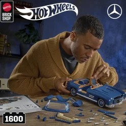 Hot Wheels mega premium series mercedes-benz