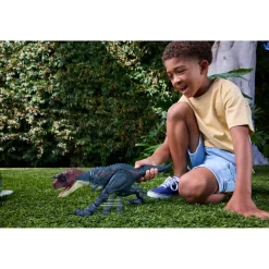 Jurassic World charge 'n chomp carnotaurus