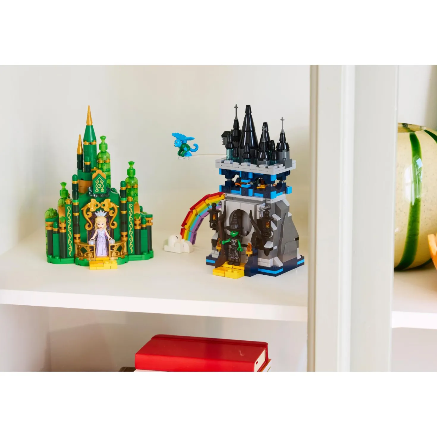 LEGO 75689 Wicked Emerald City en Kiamo Ko kasteel