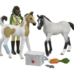 Schleich 42777 Sarah's First Aid Kit